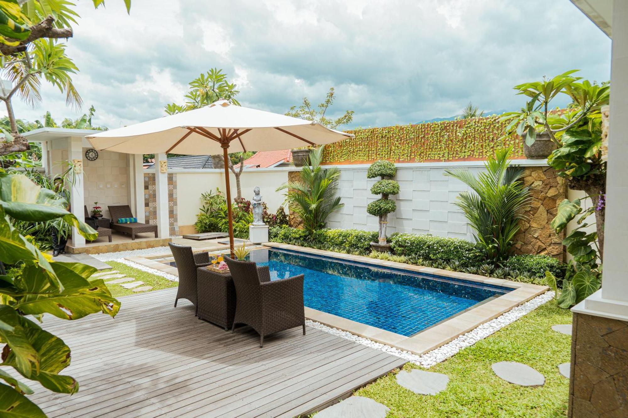 Villa Nugraha Lovina Private Pool 싱가라자 외부 사진