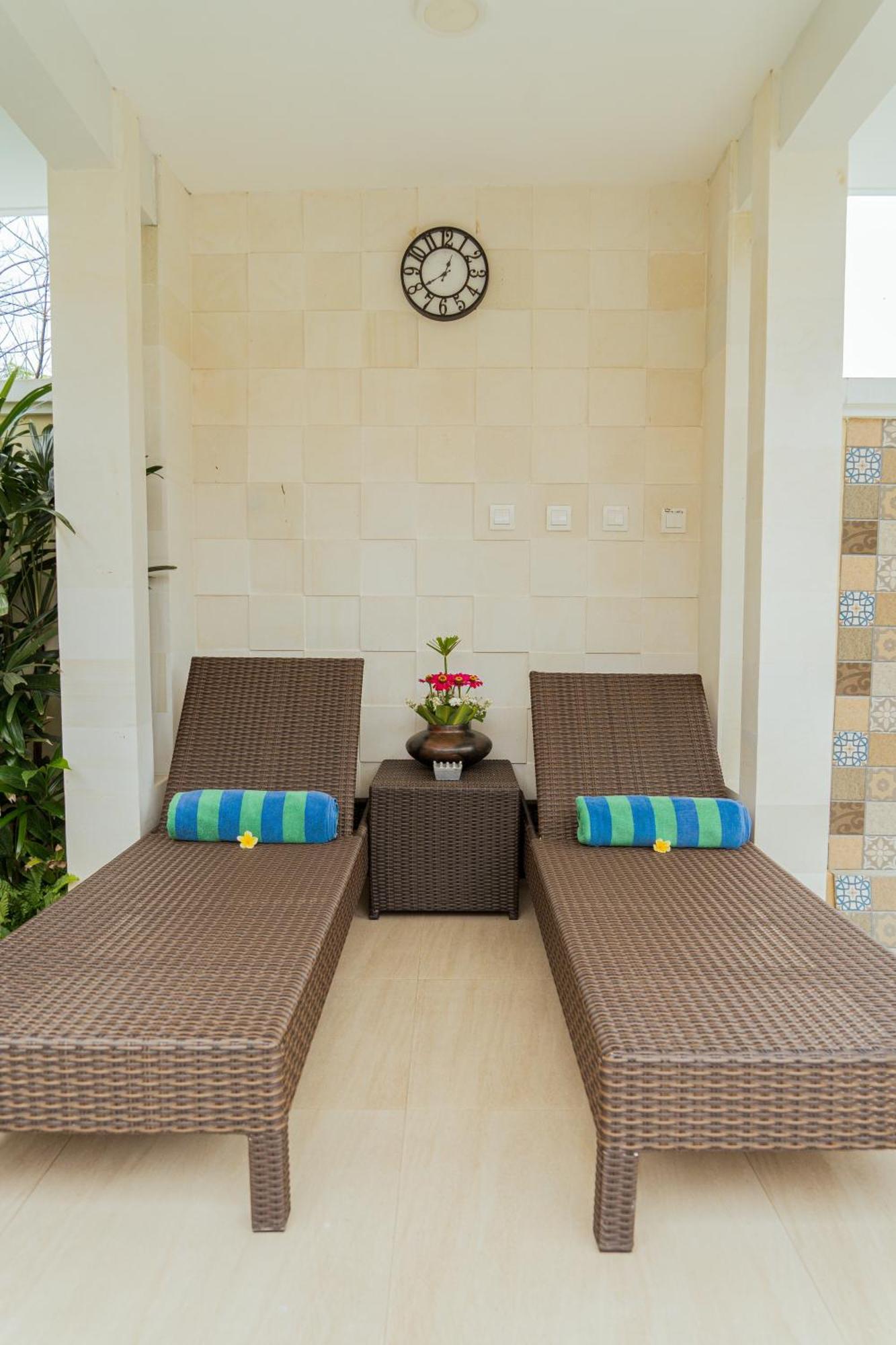 Villa Nugraha Lovina Private Pool 싱가라자 외부 사진